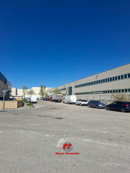 Industrial in Velilla de San Antonio, Madrid for sale - Building Photo - Image 3 of 3