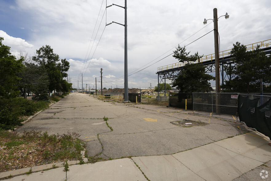 150 Main St, Longmont, CO for rent - Building Photo - Image 3 of 7