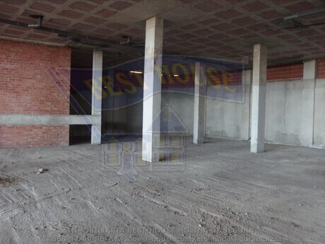 Retail in Molina de Segura, Murcia to rent - Interior Photo - Image 2 of 9