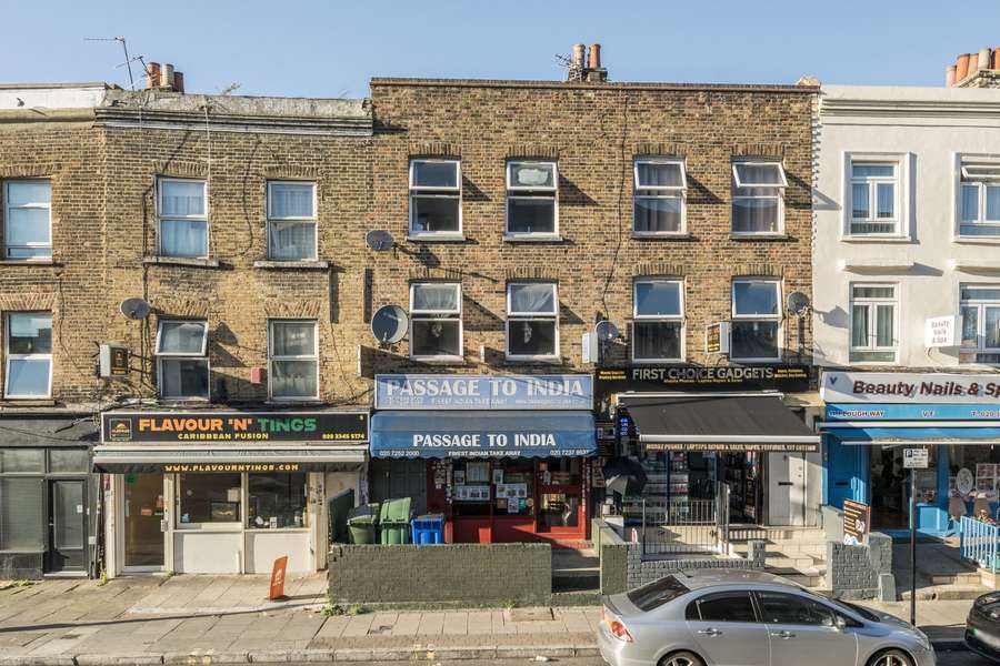 7 Plough Way, London for sale Building Photo- Image 1 of 1