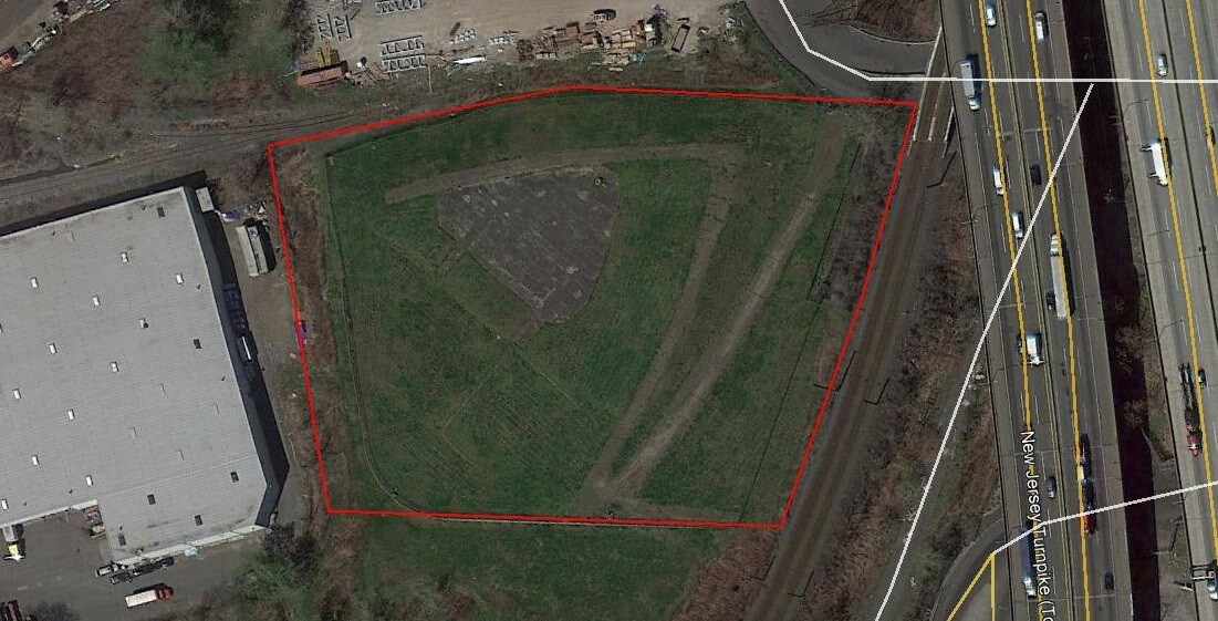 3860 Blanchard St, Newark, NJ 07105 UK