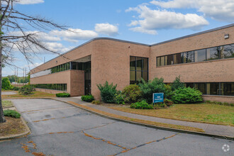 199 Riverneck Rd, Chelmsford, MA for rent Building Photo- Image 1 of 13