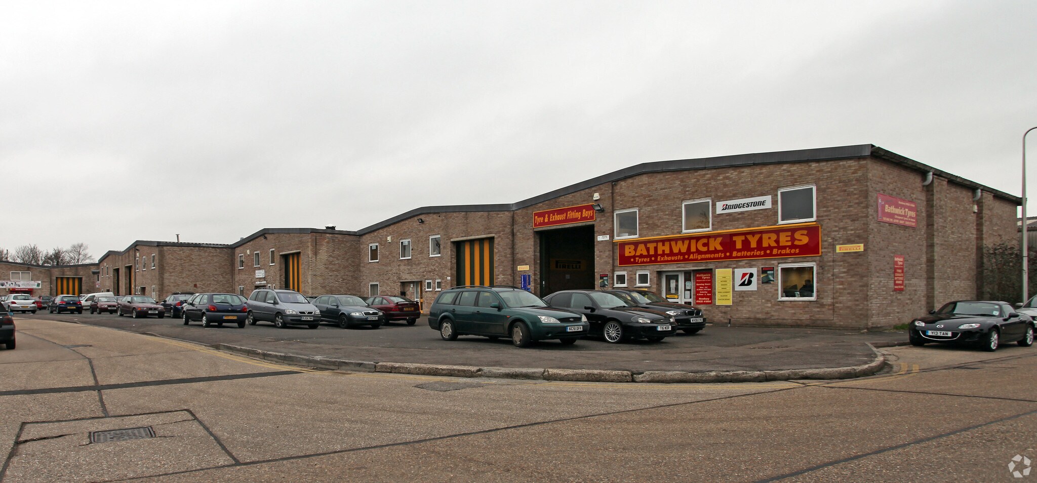 1-5 Fleming Rd, Newbury for sale Primary Photo- Image 1 of 1