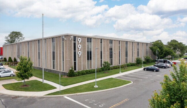 More details for 999 Stewart Ave, Bethpage, NY - Office / Medical to Rent