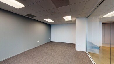 4270 Executive Sq, La Jolla, CA to rent Interior Photo- Image 2 of 4