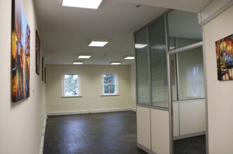 Manor Way, Verwood to rent Interior Photo- Image 1 of 3