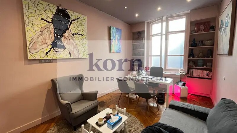 Office in Paris for sale - Interior Photo - Image 3 of 8