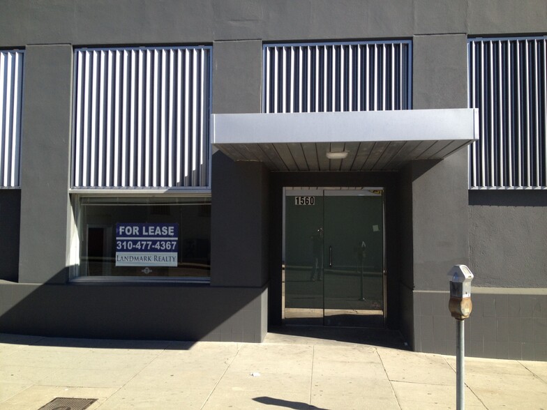 11329 Santa Monica Blvd, Los Angeles, CA for rent - Building Photo - Image 1 of 10