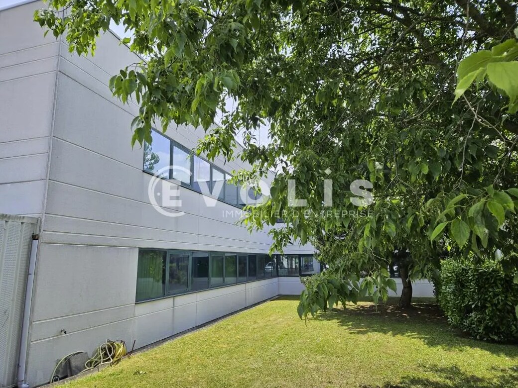 9 Avenue Des Froides Bouillies, Morangis to rent Primary Photo- Image 1 of 13