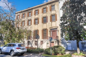 120 W Liberty St, Savannah, GA for rent Building Photo- Image 1 of 26