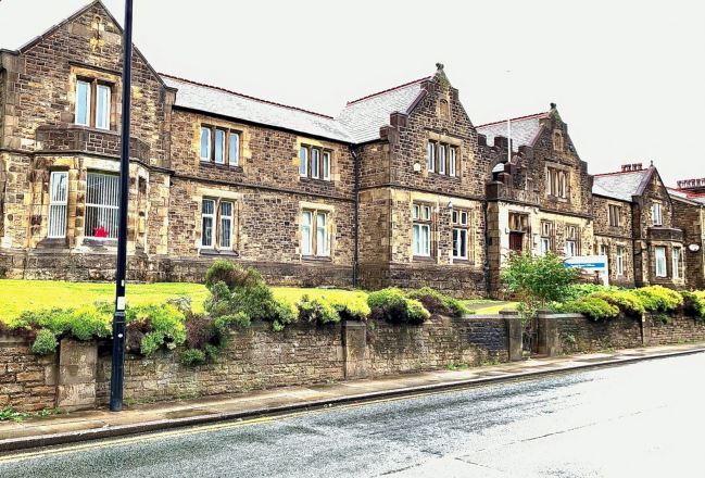 1-7 Slyne Rd, Lancaster for sale Primary Photo- Image 1 of 1