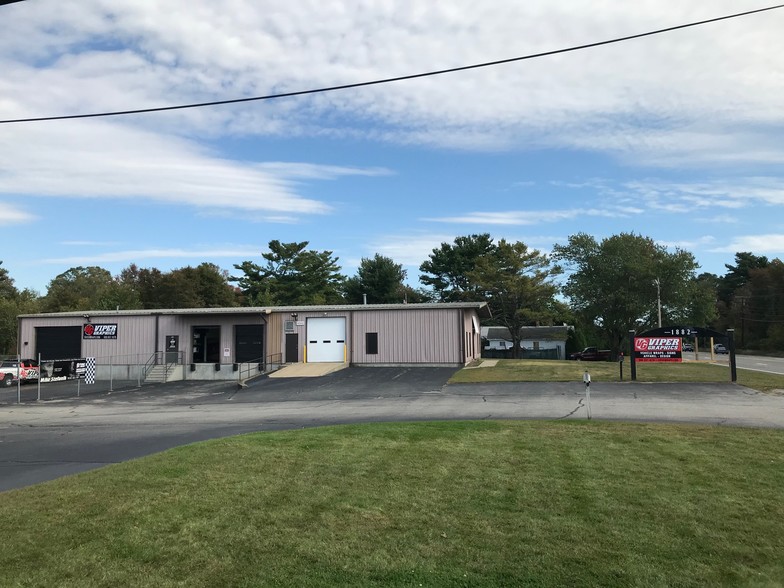 1882 Fall River Ave, Seekonk, MA for rent - Building Photo - Image 1 of 4