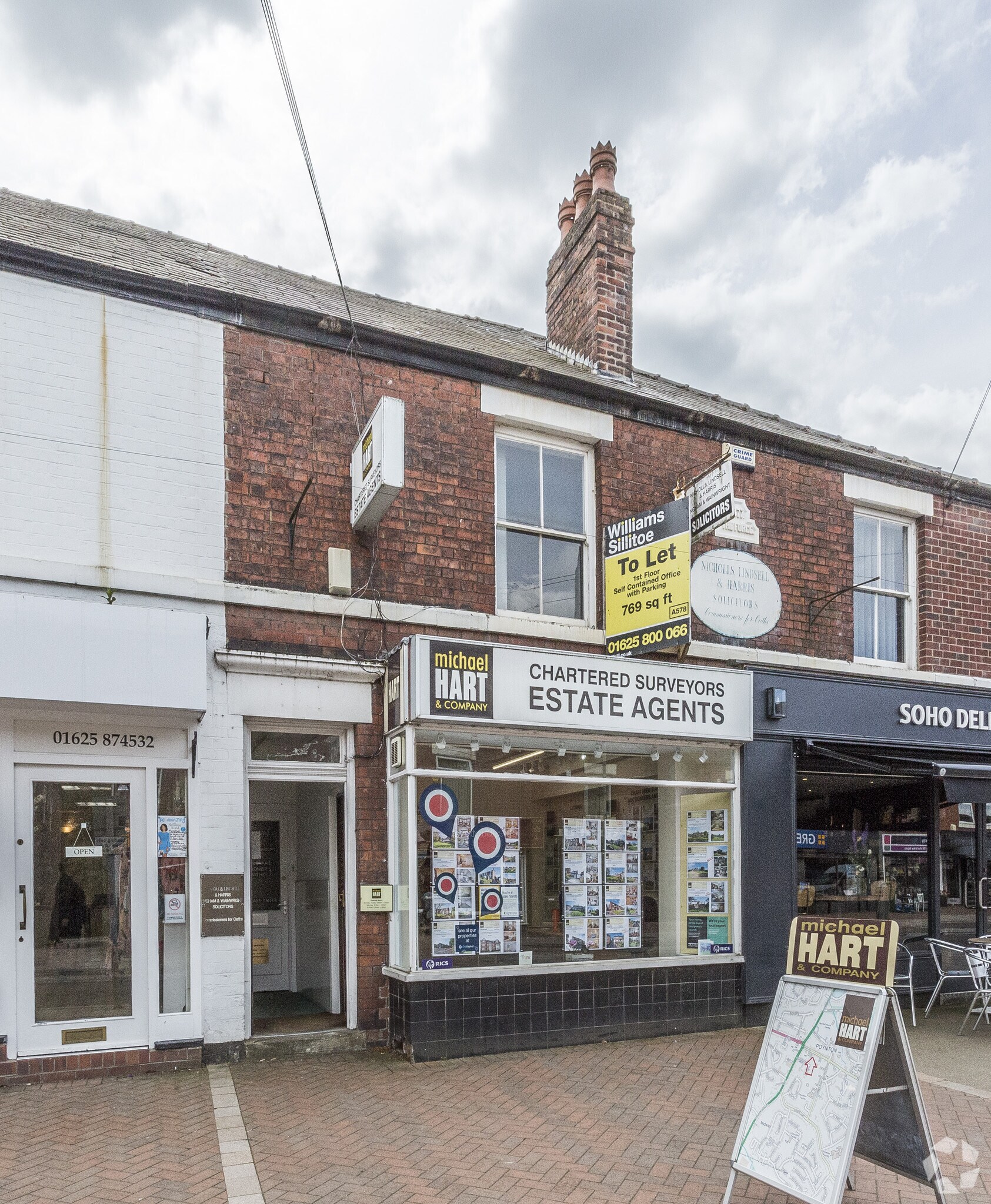 36 Park Ln, Stockport for sale Primary Photo- Image 1 of 1