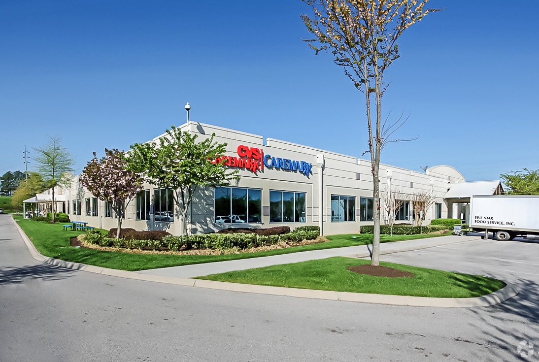 2401 Cherahala Blvd, Knoxville, TN to rent Primary Photo- Image 1 of 7