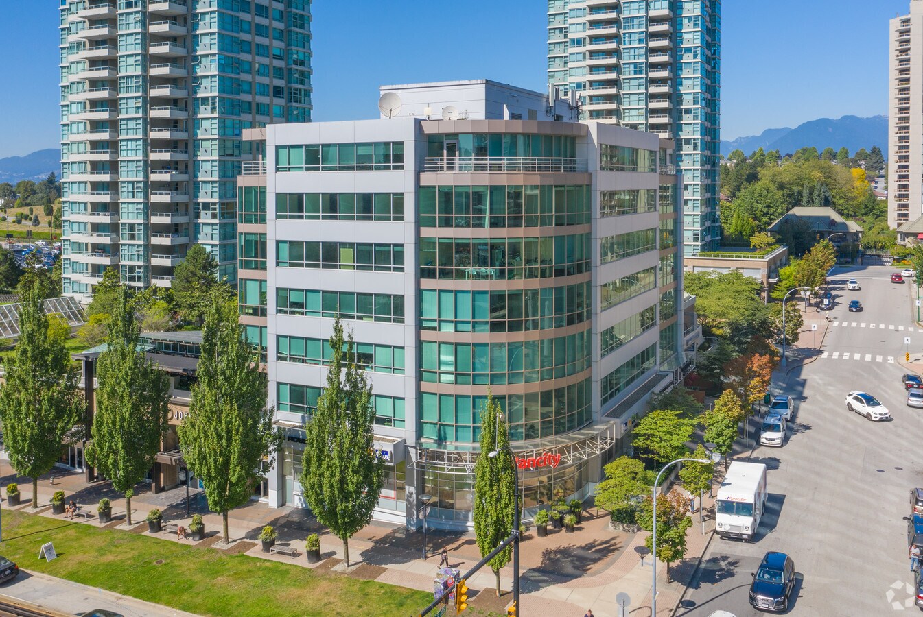 1899 Rosser Ave, Burnaby V5C 6R5 Madison Centre UK