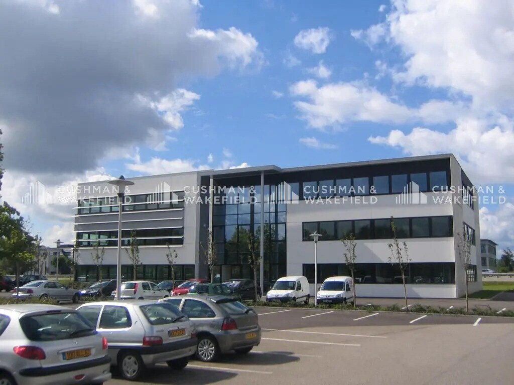 Vente Bureaux 36 m² à 399 m² - Photo 1