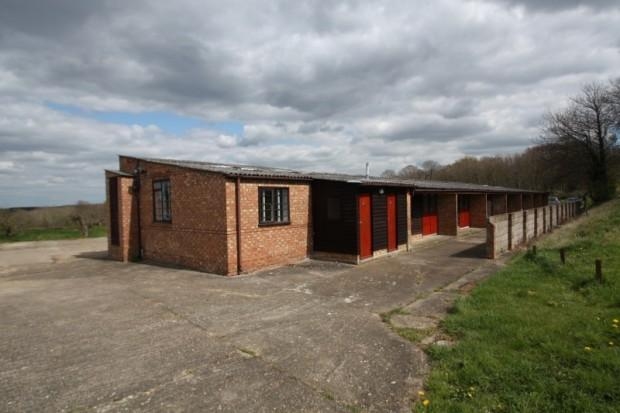 Shingle Barn Ln, West Farleigh for rent - Primary Photo - Image 1 of 7