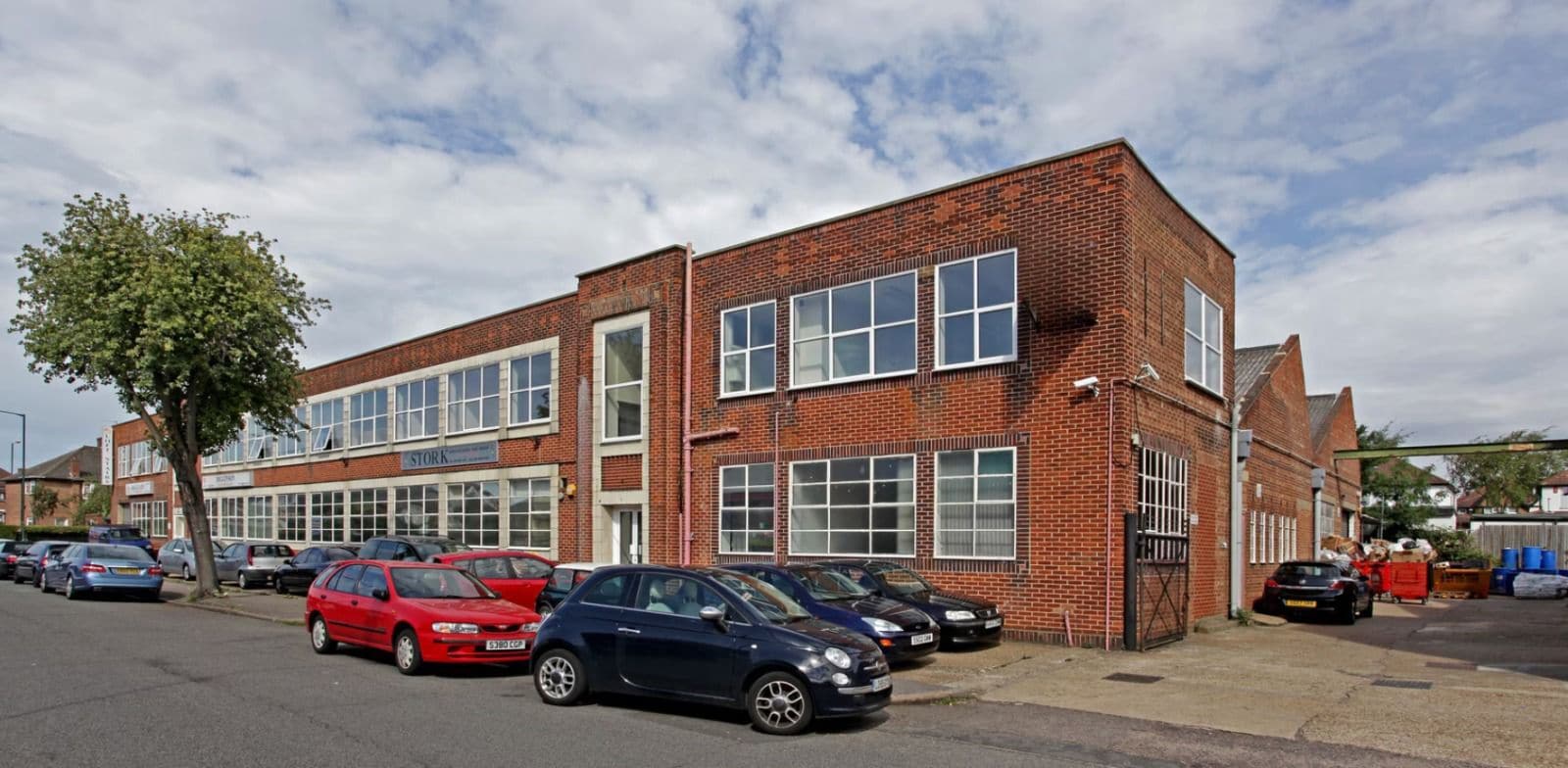 Carlisle Rd, London to rent Primary Photo- Image 1 of 14