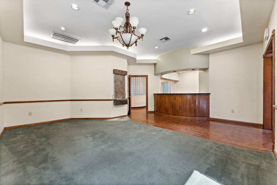 3403 Rivers Edge Trl, Kingwood, TX for rent - Interior Photo - Image 3 of 27