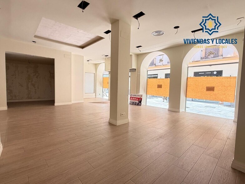 Calle Campo Verde, 3, Granada, Granada to rent - Building Photo - Image 3 of 18