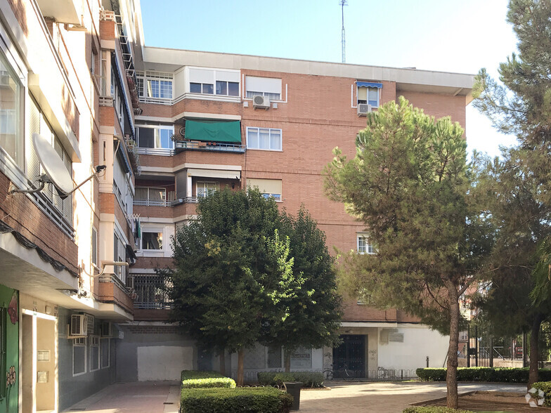 Calle Marquesas, 10, Torrejón De Ardoz, Madrid for sale - Primary Photo - Image 1 of 1