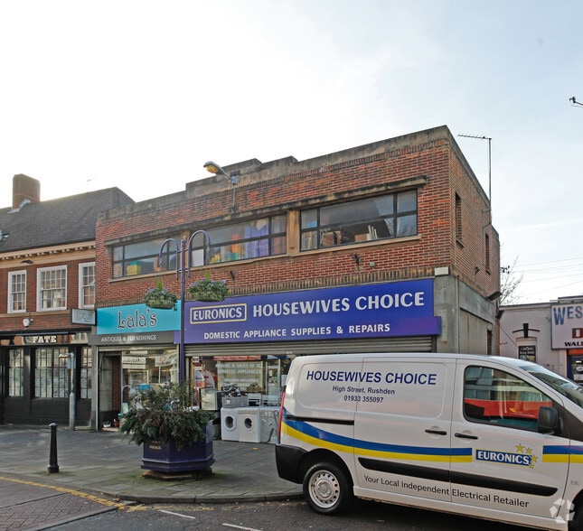 107111 High St, Rushden NN10 0NZ UK