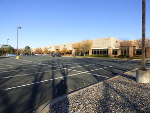 6300 W Old Shakopee Rd, Bloomington, MN for rent Building Photo- Image 1 of 6