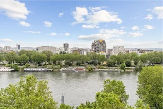 Clichy, HDS - Aerial  map view