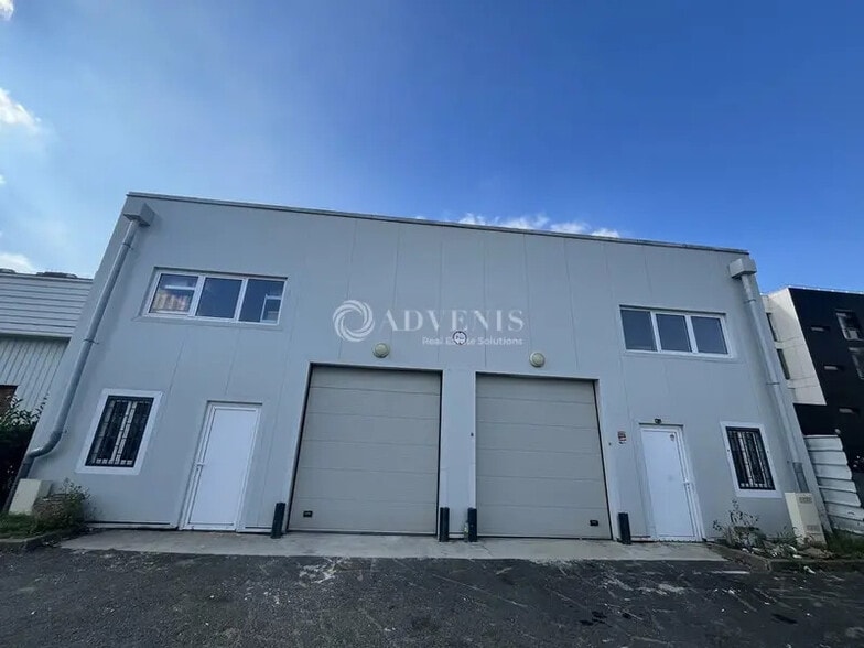 Light Industrial in Choisy-le-Roi to rent - Building Photo - Image 1 of 7