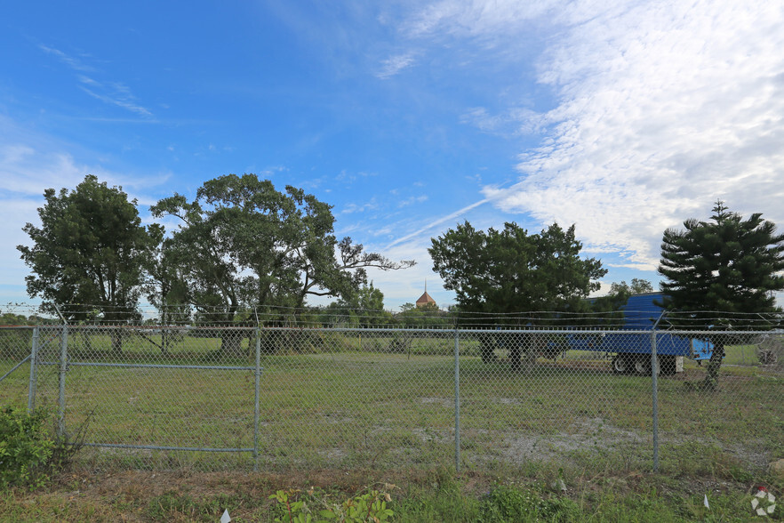 36 Seminole Pratt Whitney Rd, Loxahatchee, FL for sale - Primary Photo - Image 1 of 1