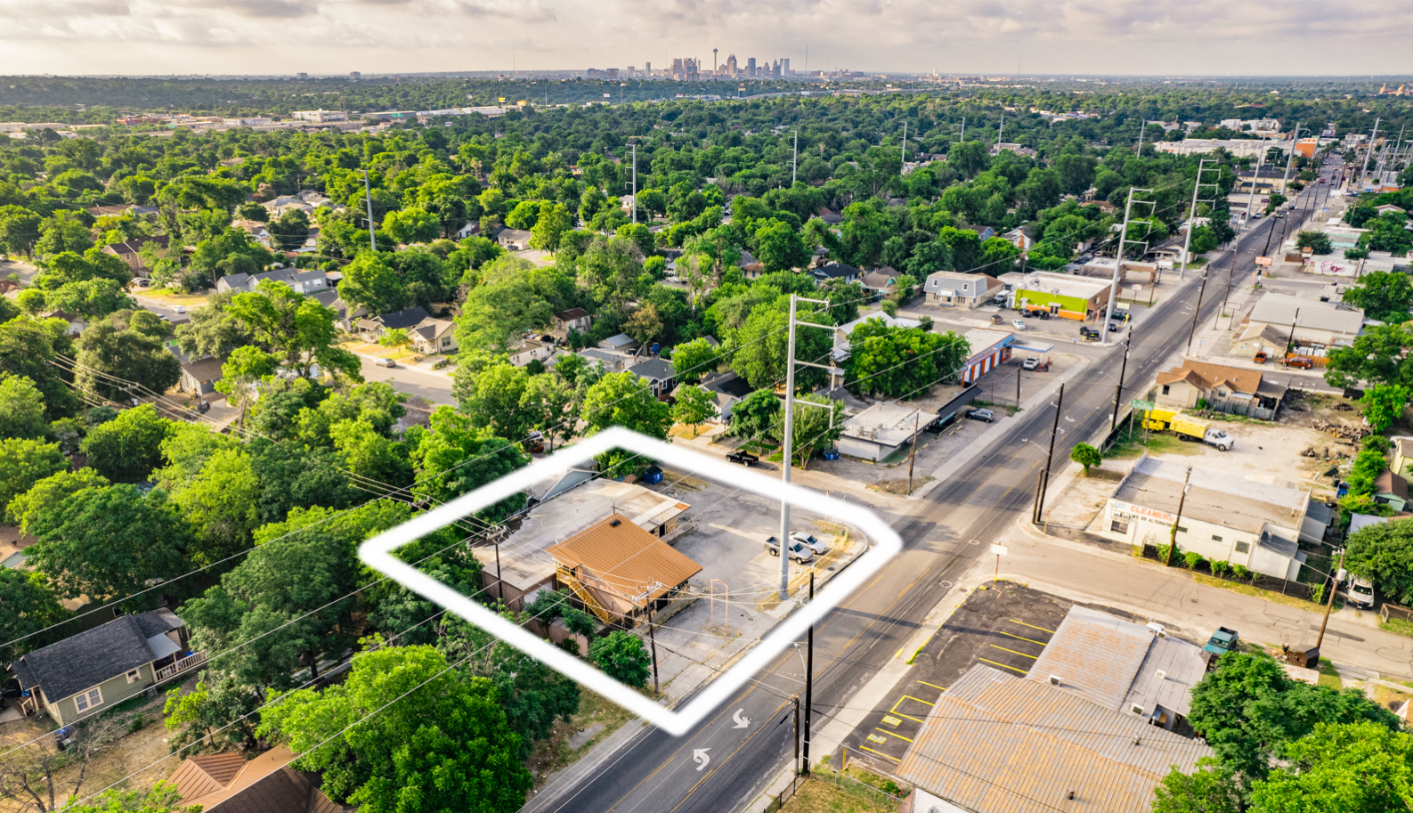 1006 West Ave, San Antonio, TX for sale Building Photo- Image 1 of 82