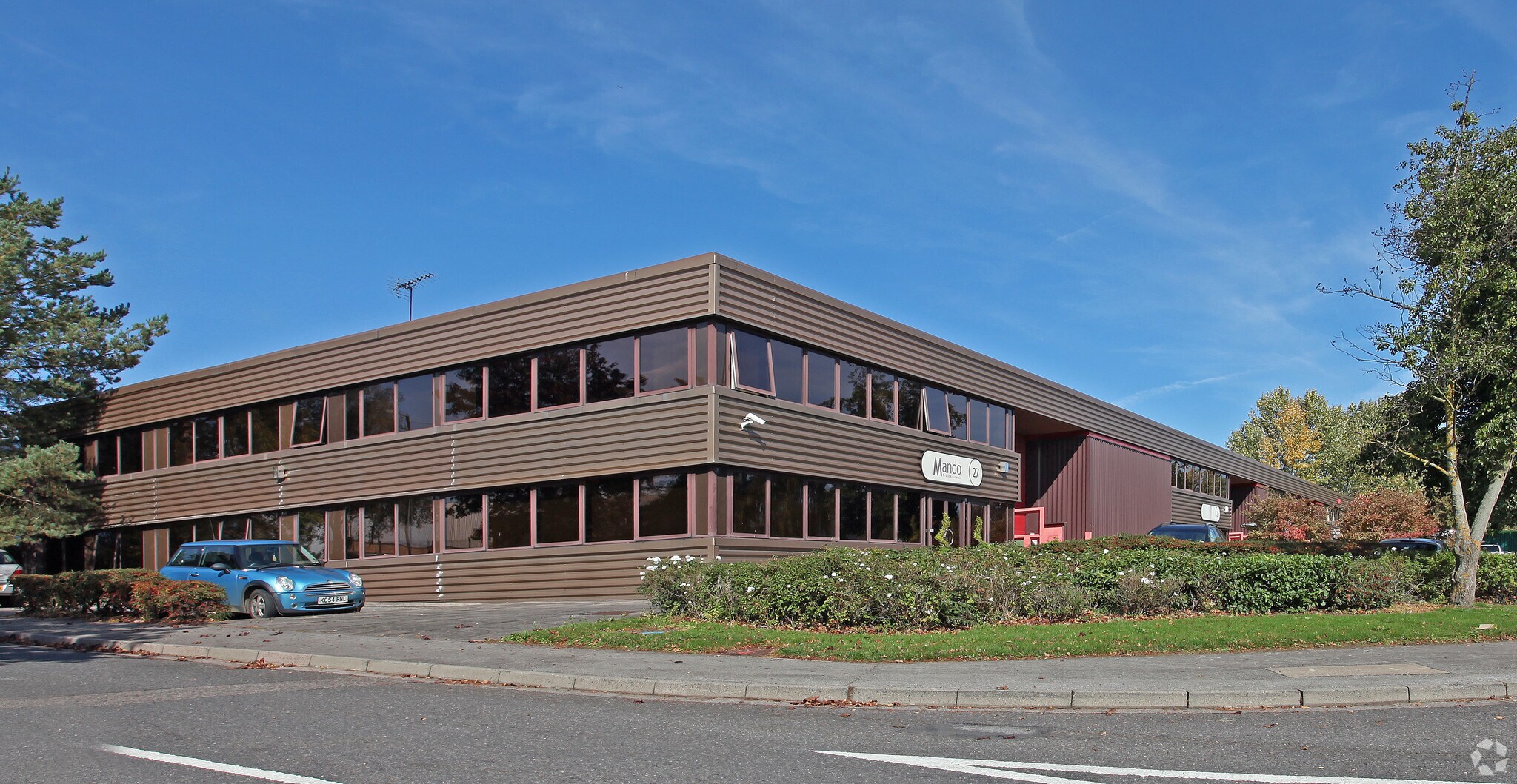 Faraday Rd, Aylesbury for sale Primary Photo- Image 1 of 1