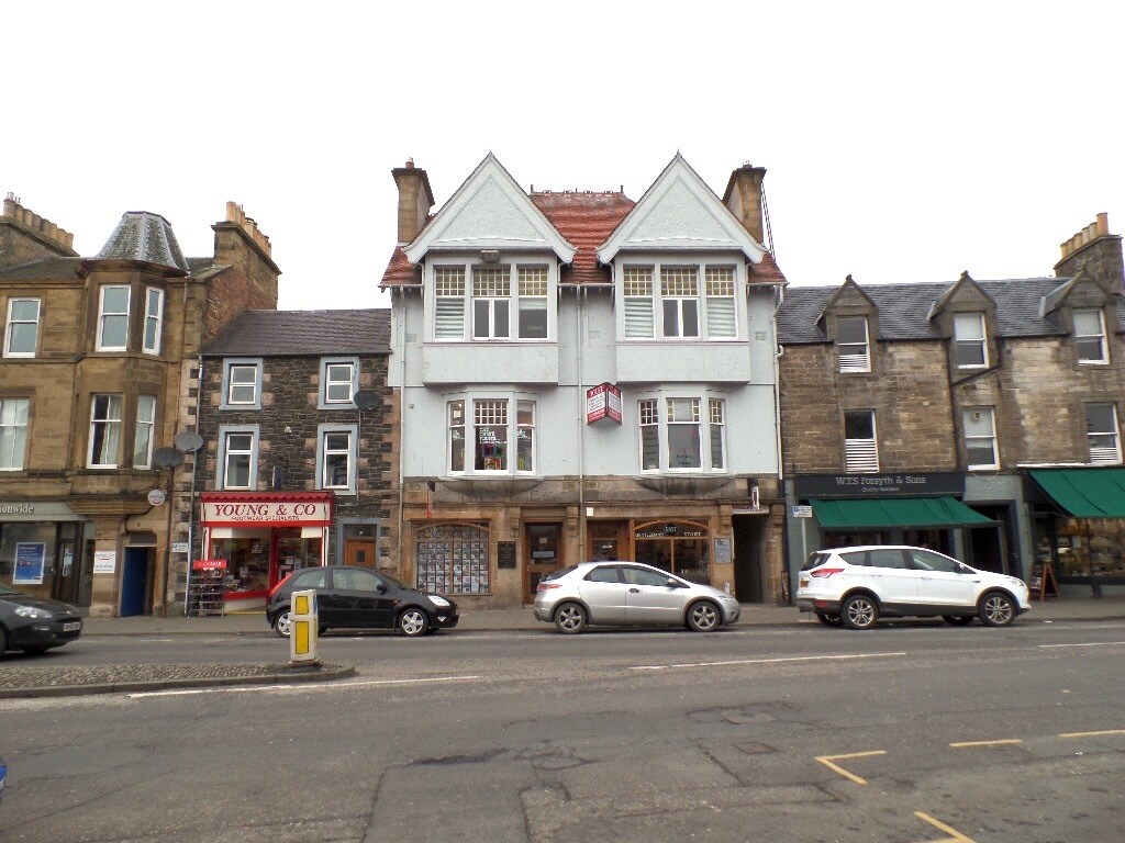 17-19D Eastgate, Peebles to rent Primary Photo- Image 1 of 2