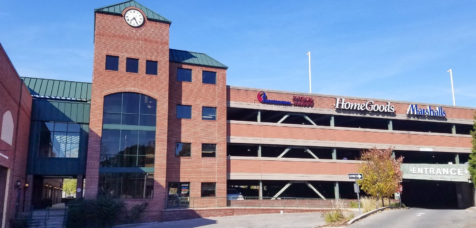 200 Petersville Rd, New Rochelle, NY to rent Building Photo- Image 1 of 4