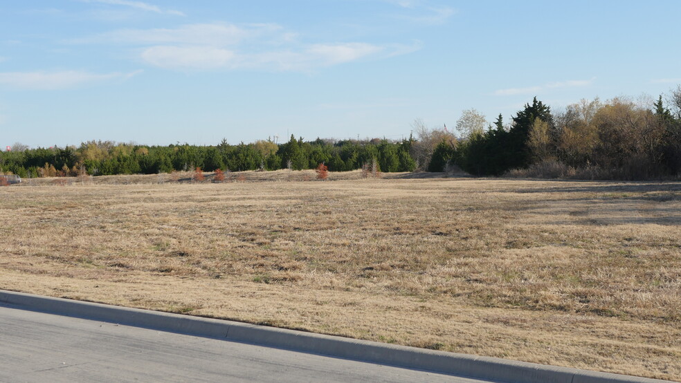 Justin & Industrial, Rockwall, TX for sale - Building Photo - Image 3 of 3