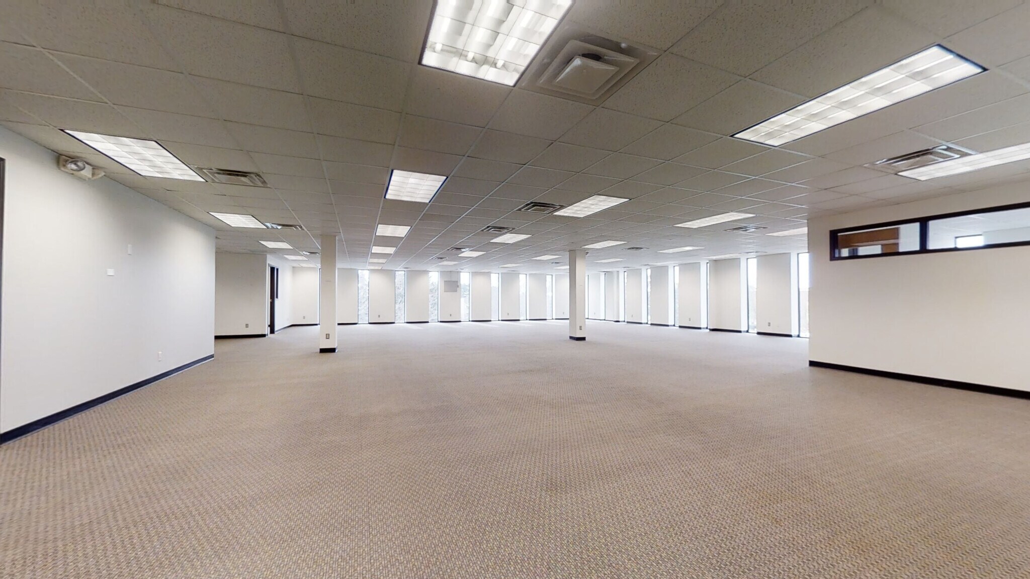 825 Victors Way, Ann Arbor, MI to rent Interior Photo- Image 1 of 4