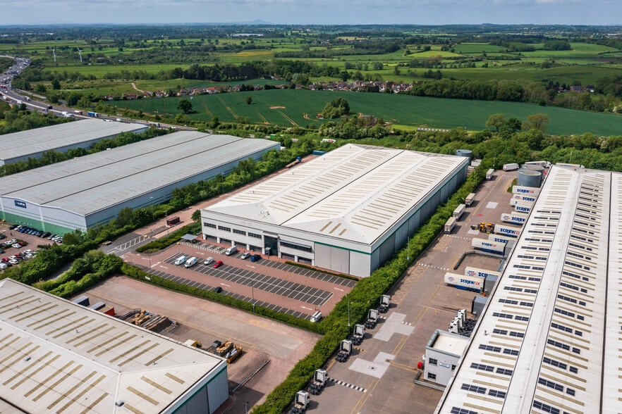 Mustang Dr, Stafford to rent - Building Photo - Image 2 of 13