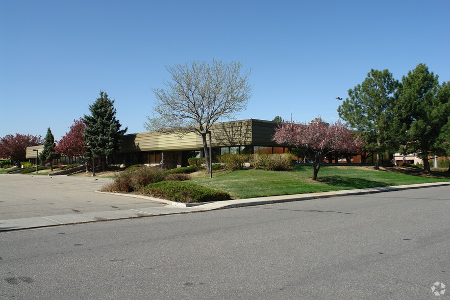 1880 Industrial Cir, Longmont, CO for rent - Building Photo - Image 3 of 6