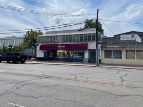 150-162 S Seguin Ave, New Braunfels, TX to rent Building Photo- Image 2 of 5