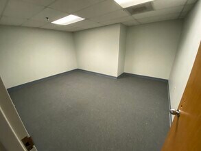 2922-2942 Evergreen Pky, Evergreen, CO to rent Interior Photo- Image 2 of 4