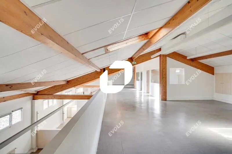 Office in Montreuil to rent Interior Photo- Image 1 of 13