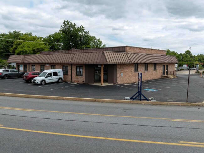 More details for 1085 Manheim Pike, Lancaster, PA - Light Industrial to Rent