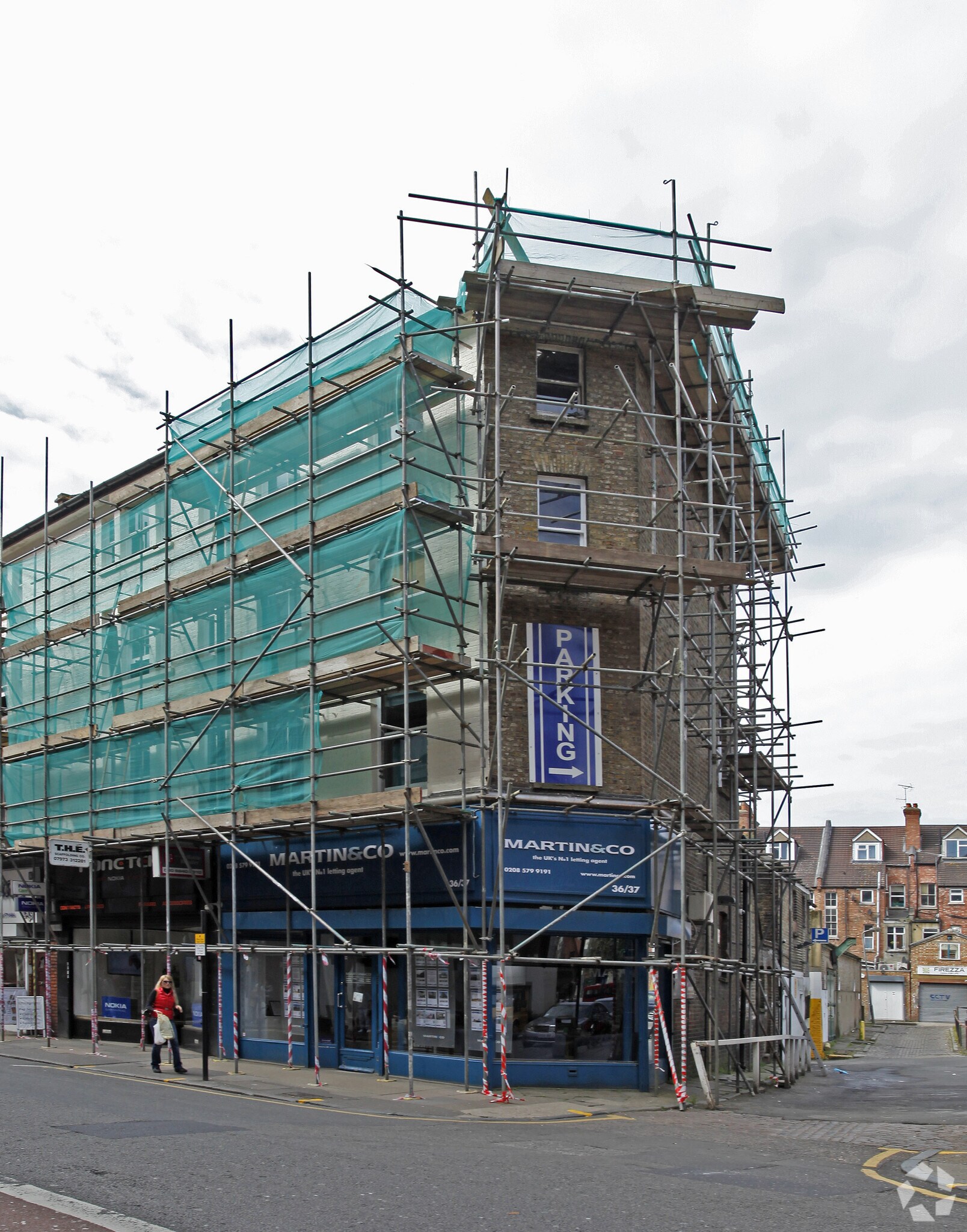 36-37 High St, London for sale Primary Photo- Image 1 of 1