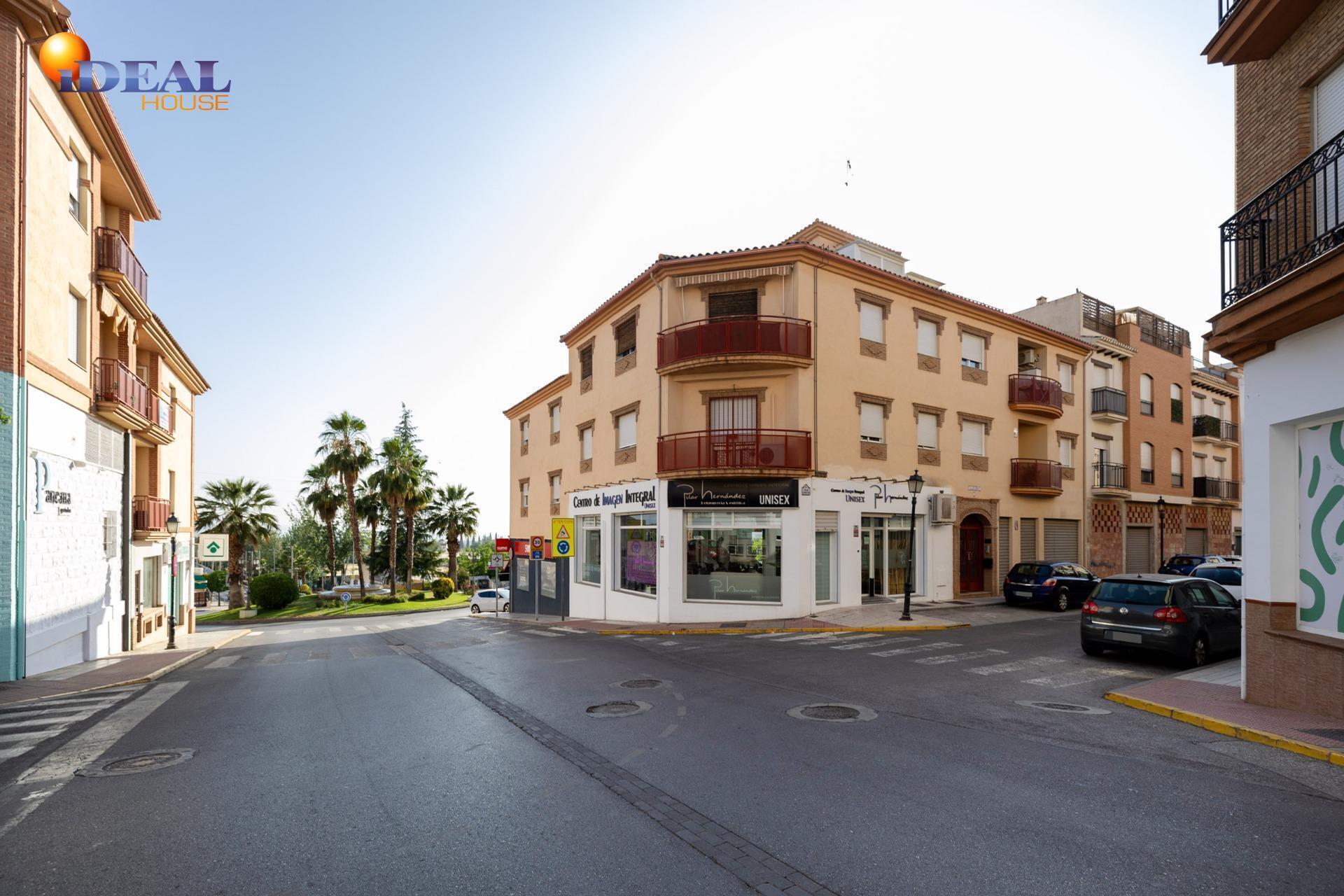 Calle César Augusto, 15, Peligros, Granada for sale Building Photo- Image 1 of 23