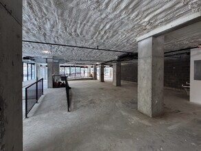 94-15 Sutphin Blvd, Jamaica, NY to rent Interior Photo- Image 1 of 5