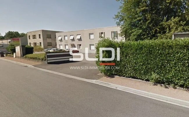 Location Local d'activités 135 m² à 305 m²