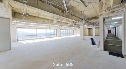 404 Camino del Rio S, San Diego, CA to rent Interior Photo- Image 2 of 8