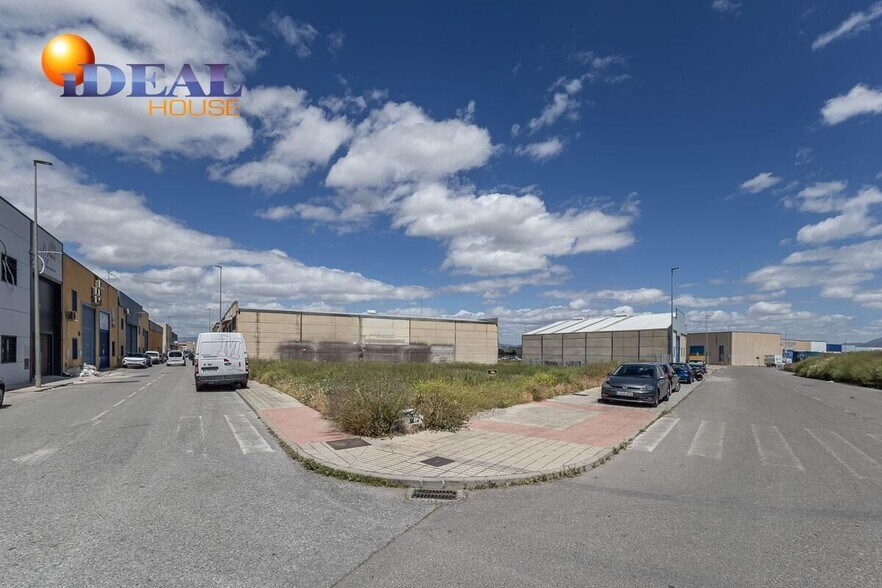 Paseo de las Andas, 7, Las Gabias, Granada for sale - Building Photo - Image 2 of 14