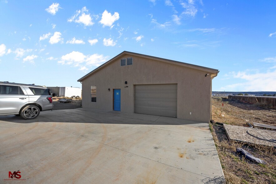 4356 E Juniper Cliffs Dr, Kanab, UT for sale - Primary Photo - Image 1 of 16