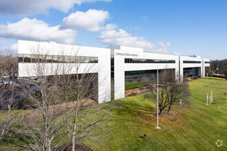 660-670 Mason Ridge Center Dr, Saint Louis, MO for rent Building Photo- Image 1 of 4